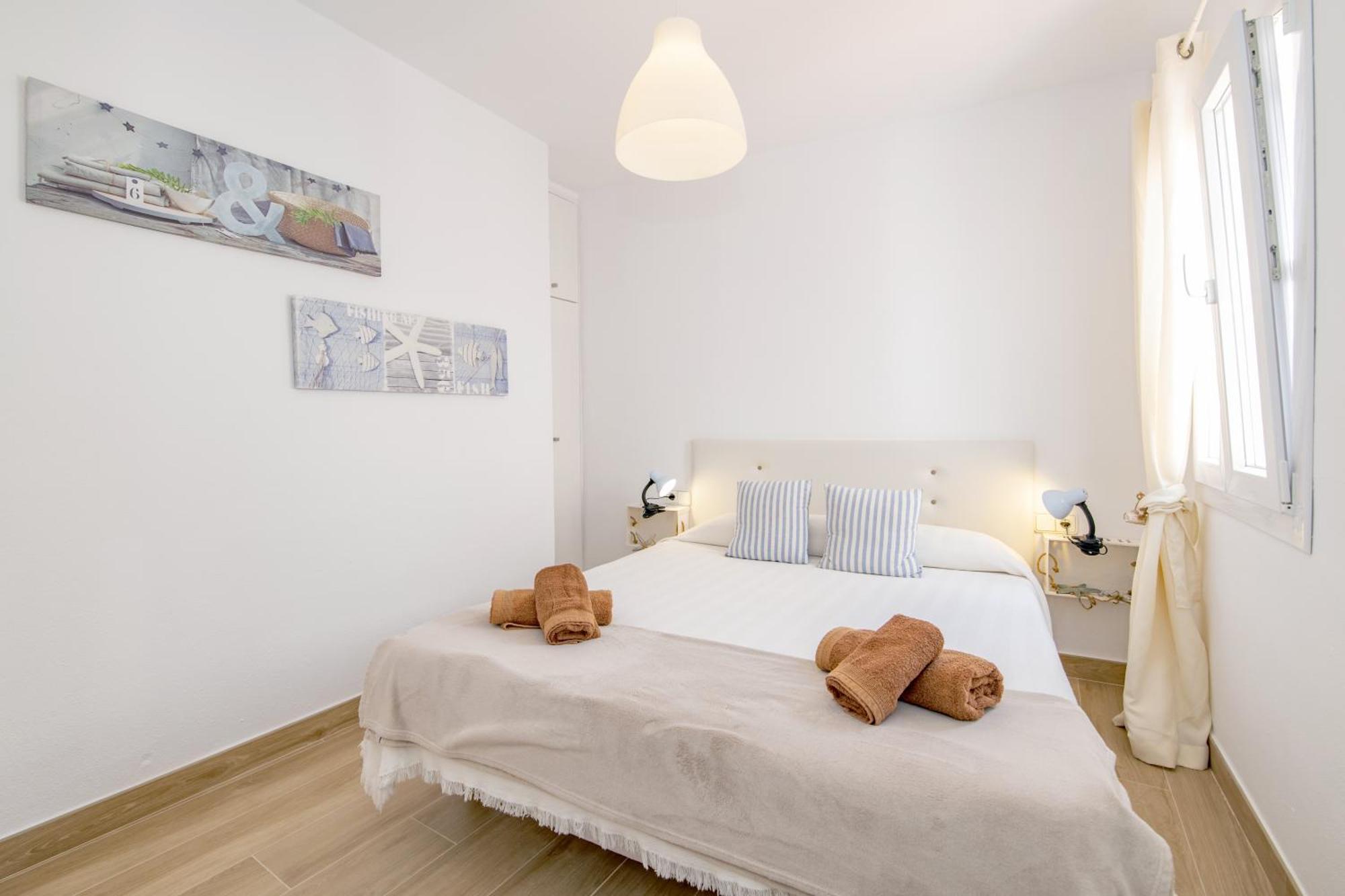Fantástico apartamento en primera línea de mar en Menorca Es Grau Exterior foto
